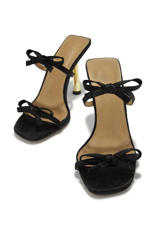 Simple Affair Bow Heel Mule - Black